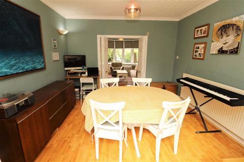 20 Sutherland Road, Manchester, M16 0HX