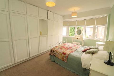 20 Sutherland Road, Manchester, M16 0HX