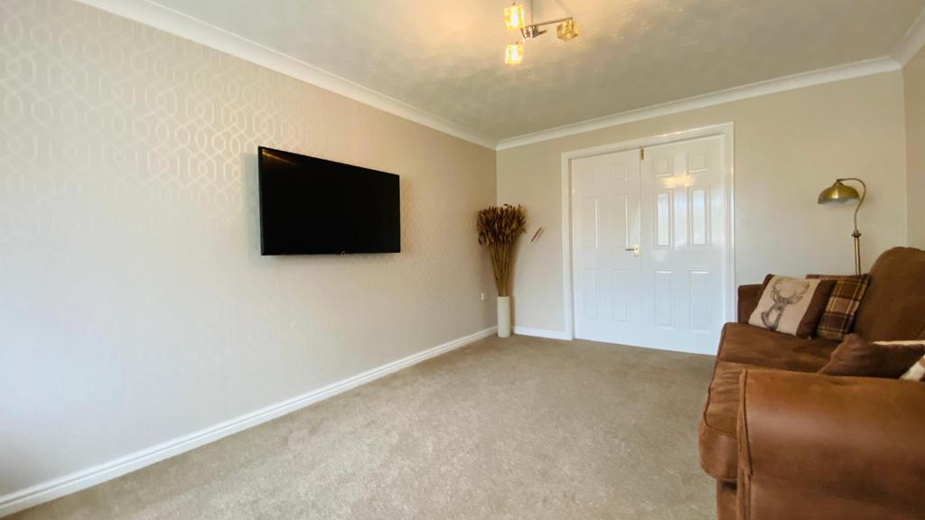 Almond Way, Seaham 4 bed detached house £205,000