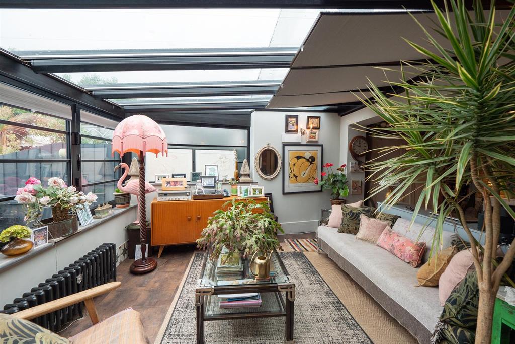 Sitting Room/ Garden Room