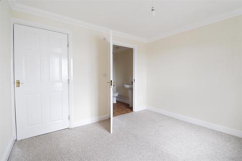 97 Pier Road, Erith, DA8 1TB