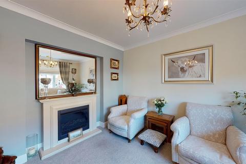 1 Owen Square, Walmer, Deal, CT14 7TG