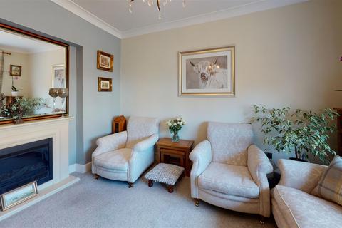 1 Owen Square, Walmer, Deal, CT14 7TG