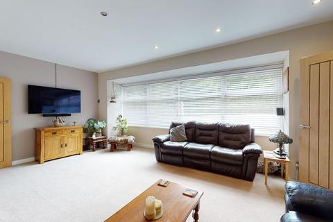 58 Canterbury Road, Lydden, Dover, CT15 7ES