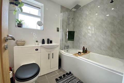 33 Brongwinau, Comins Coch, Aberystwyth, SY23 3BQ