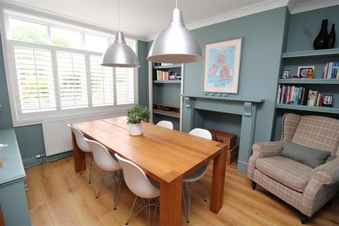 18 Gladstone Road, Newark, NG24 4HZ