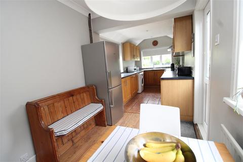 18 Gladstone Road, Newark, NG24 4HZ