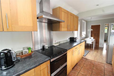 18 Gladstone Road, Newark, NG24 4HZ