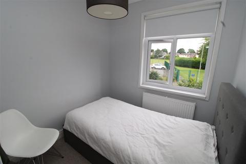 18 Gladstone Road, Newark, NG24 4HZ
