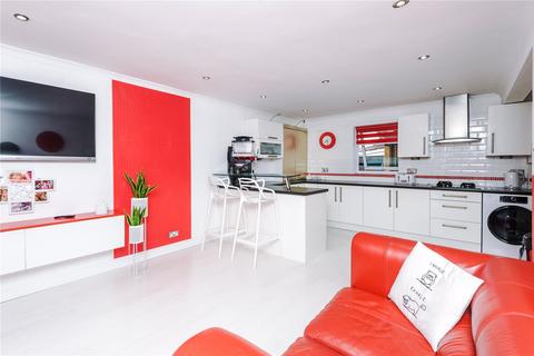 23 Bidston Close, Bury, BL8 2UN