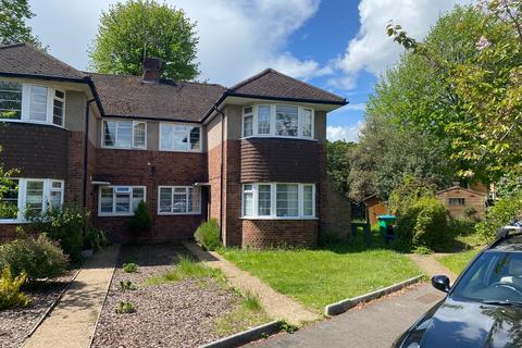 7 Cusack Close, Twickenham, TW1 4TB