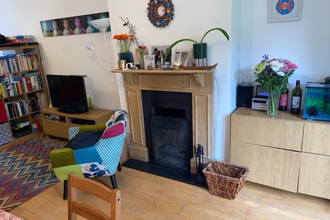 7 Cusack Close, Twickenham, TW1 4TB