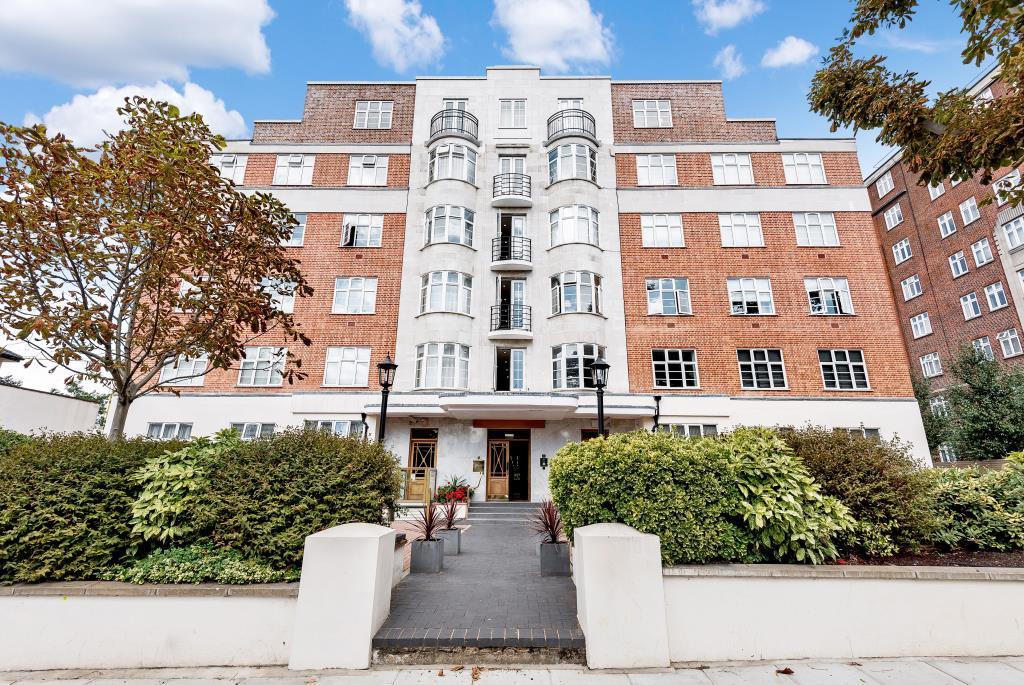 St Johns Wood, London, NW8 2 bed apartment - £2,496 pcm (£576 pw)