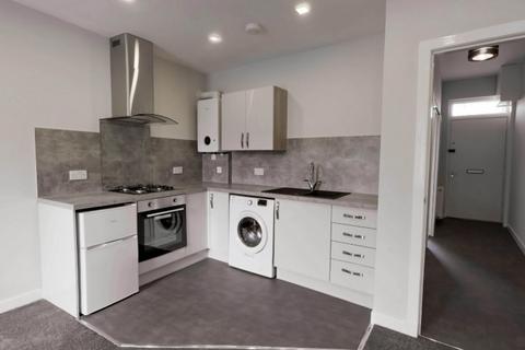 1 bedroom flat to rent, Strathmore Avenue, Coldside, Dundee, DD3