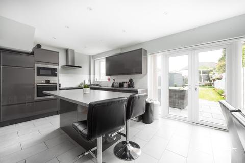 12 Bevan Way, Hornchurch, RM12 6EJ