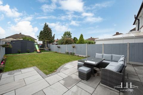 12 Bevan Way, Hornchurch, RM12 6EJ