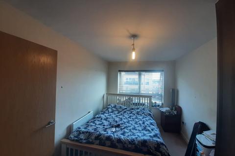 2 bedroom flat to rent - Greenbank Court, Lanadron Close, Isleworth TW7