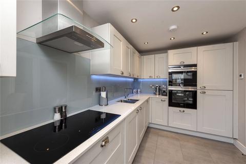 28 Sargent Square, Broadway, WR12 7FE