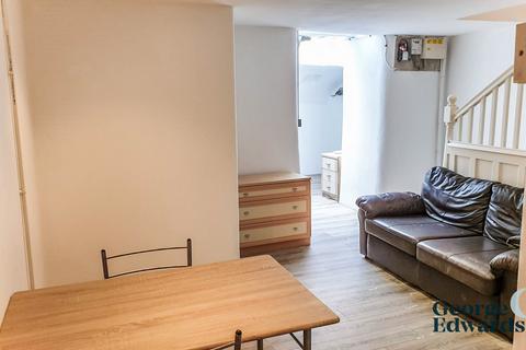 1 bedroom apartment to rent, Dew Street, Haverfordwest, SA61 1NJ