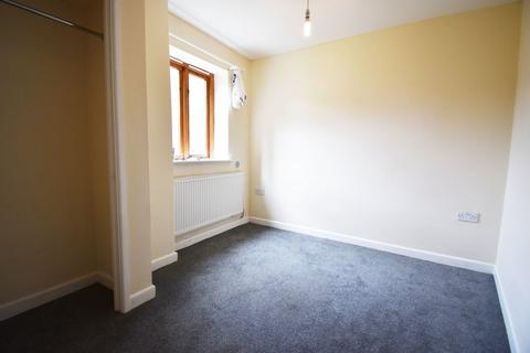 2 bedroom flat to rent - Courtyard Flat, Leominster