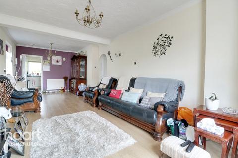 36 Primrose Glen, Hornchurch, RM11 2NP