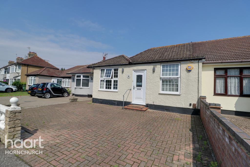 Primrose Glen, HORNCHURCH 2 bed bungalow £400,000