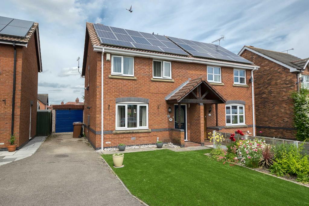 Wardle Mews, Middlewich 3 bed semidetached house £179,995