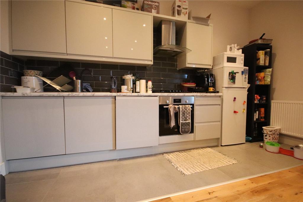 L'avenir, Opladen Way, Bracknell, Berkshire, RG12 1 bed apartment £