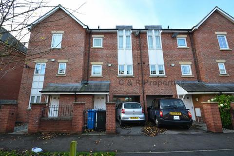 4 bedroom townhouse to rent, Drayton St, Hulme, Manchester. M15 5LL