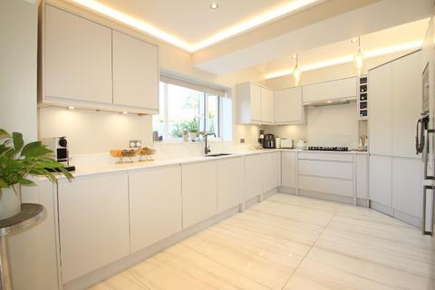 undefined, Cavendish Way , West Wickham, Kent