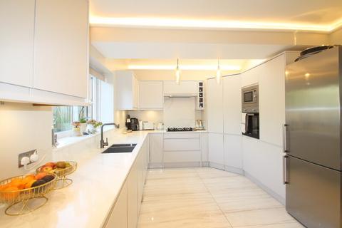undefined, Cavendish Way , West Wickham, Kent