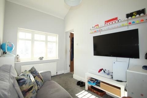 10 Cavendish Way, West Wickham, BR4 0LG