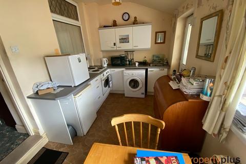 11 Duffryn Terrace, Tonyrefail, Porth, CF39 8HB