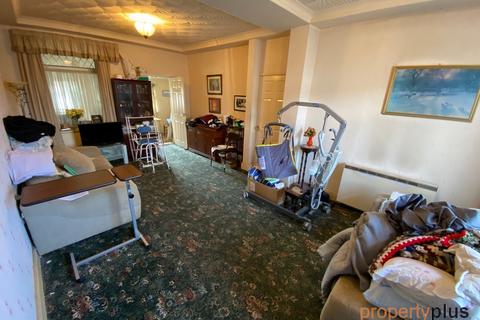 11 Duffryn Terrace, Tonyrefail, Porth, CF39 8HB