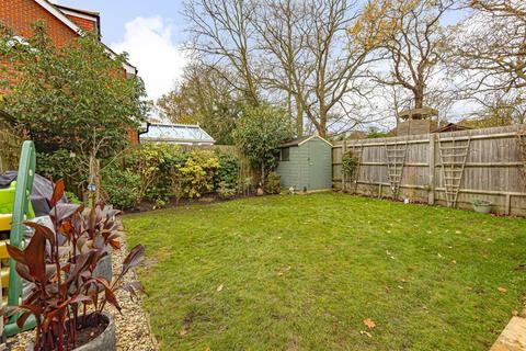 4 Hengest Avenue, Esher, KT10 0BP