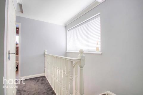 22 Barrington Gardens, Basildon, SS14 3PH