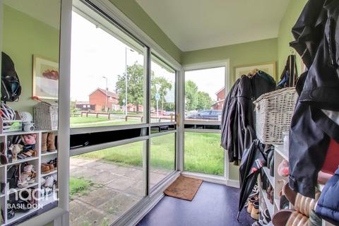 22 Barrington Gardens, Basildon, SS14 3PH