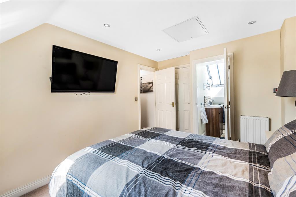Bedroom 1 alt