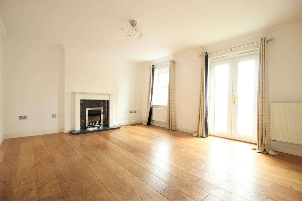 Cavendish Mews, Drighlington... 5 bed townhouse £1,150 pcm (£265 pw)