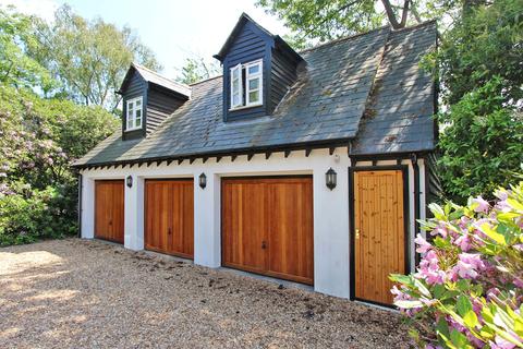 Bridge House Lyndhurst Road, Brockenhurst, SO42 7TR