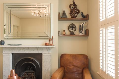 29 Heathcote Road, Epsom, KT18 5DX