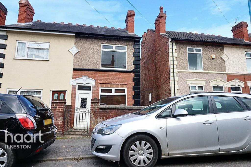 Milton Road, Ilkeston 2 bed semidetached house £127,500