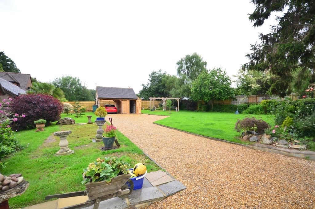 Valewood Lane Barns Green Rh13 1 Bed In A House Share £600 Pcm £138 Pw