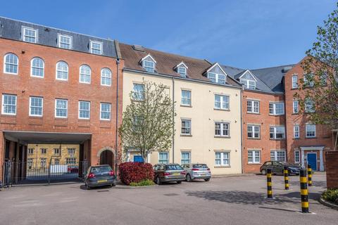 2 bedroom apartment to rent, Warwick Road,  Banbury,  OX16