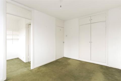 10 Dealtry Road, London, SW15 6NL