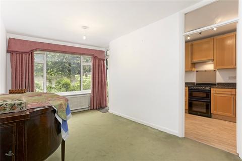 10 Dealtry Road, London, SW15 6NL