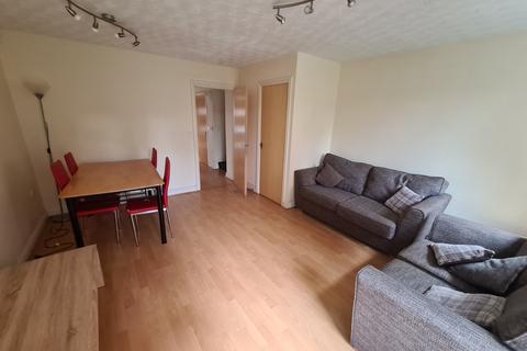 4 bedroom townhouse to rent, Leaf Street, Hulme, Manchester, M15 5LE