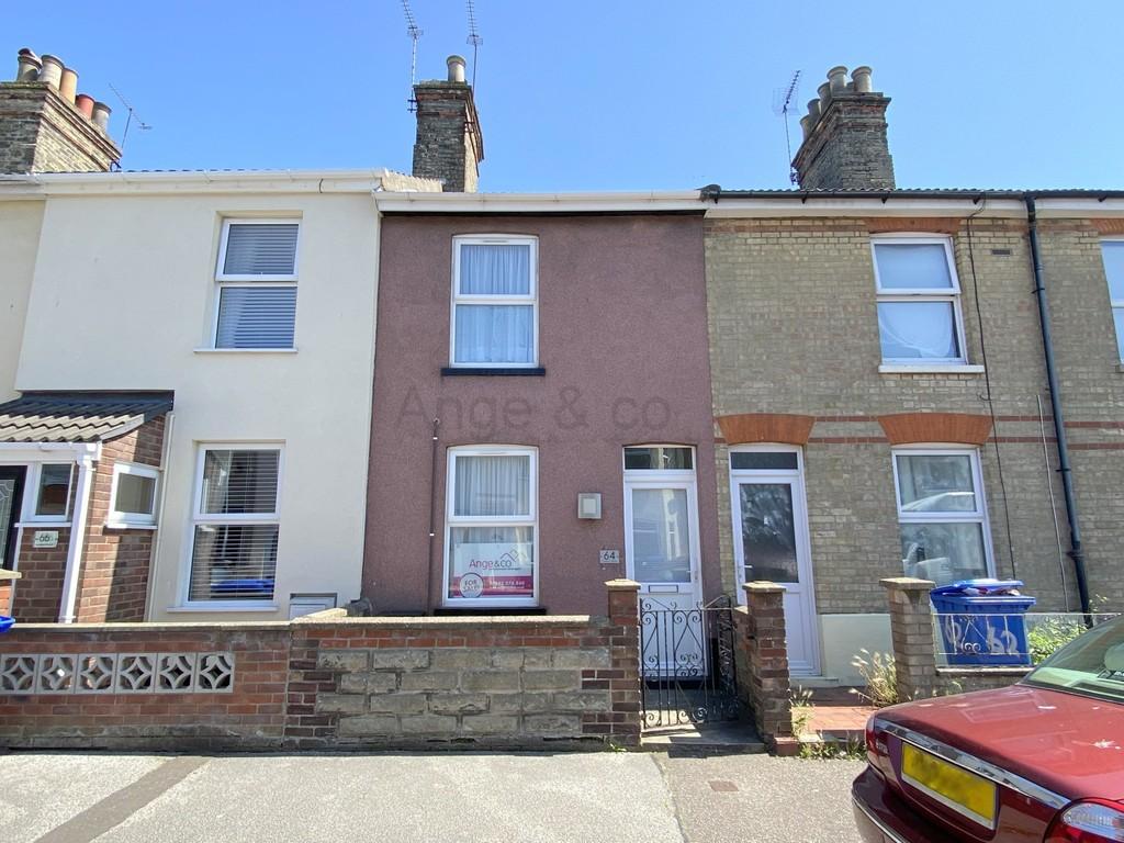 Queens Road, Lowestoft 2 bed terraced house £125,000