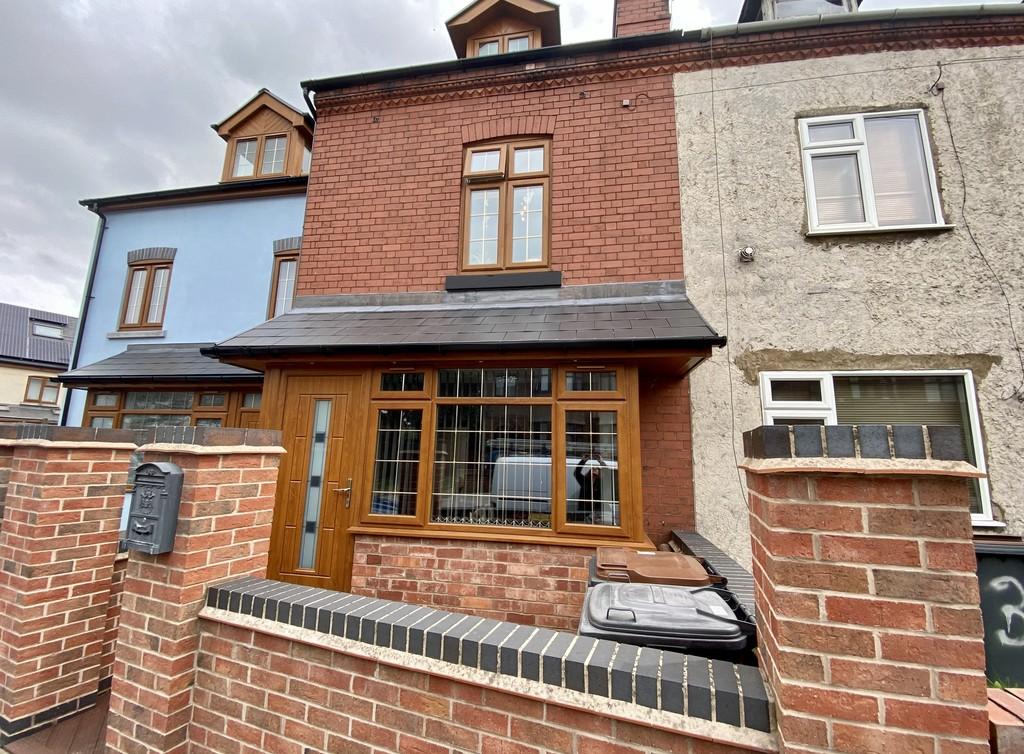 Dark Lane, Bedworth, CV12 0JL 3 bed terraced house £195,000