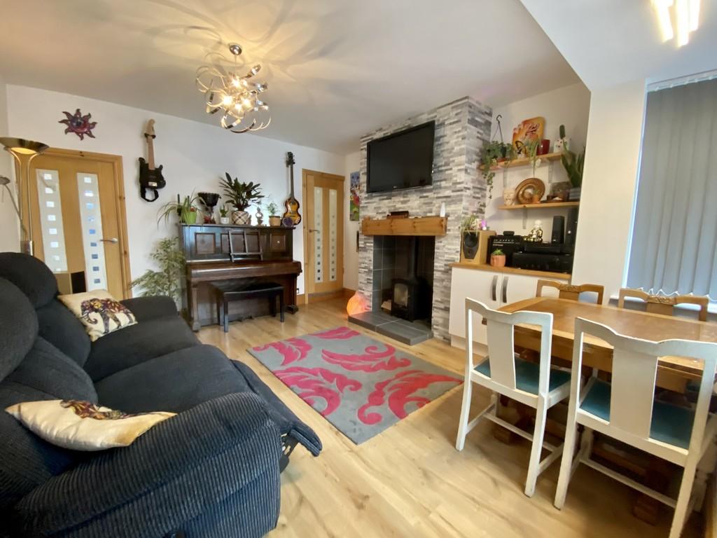 Dark Lane, Bedworth, CV12 0JL 3 bed terraced house £195,000